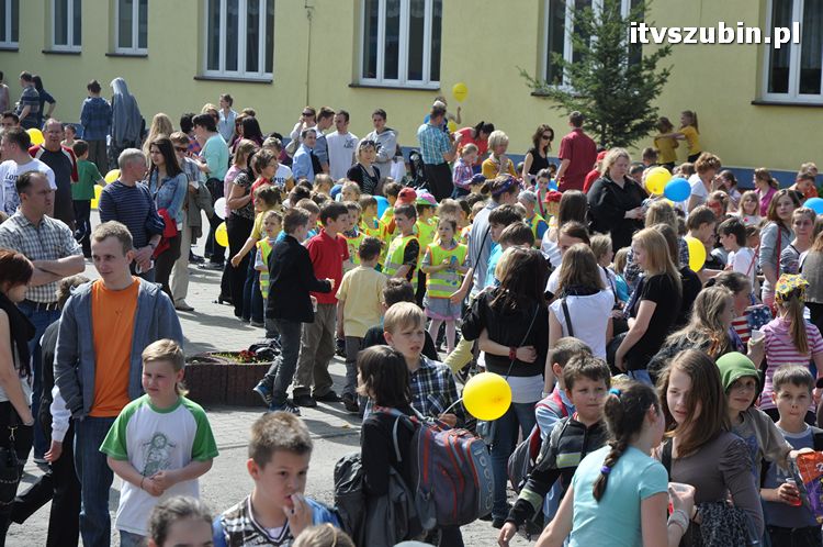Charytatywny Koncert dla Andżeliny z udziałem MEZO w ZS w Szubinie