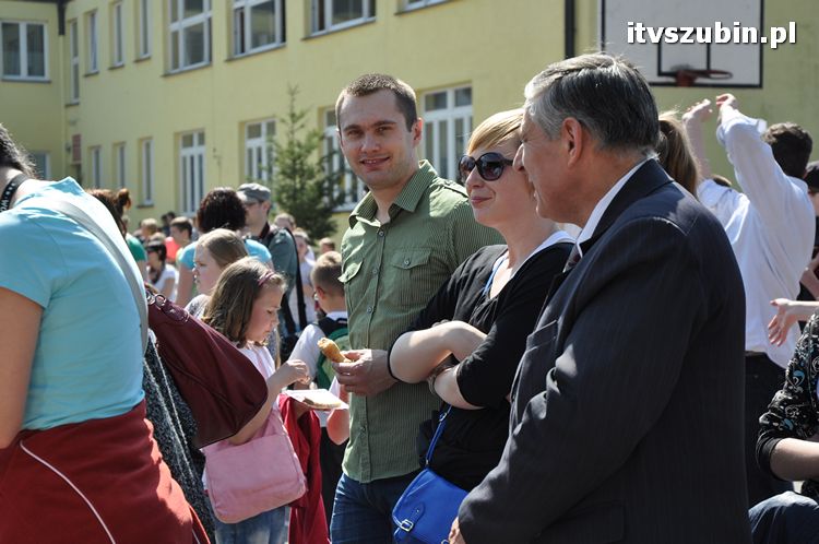 Charytatywny Koncert dla Andżeliny z udziałem MEZO w ZS w Szubinie