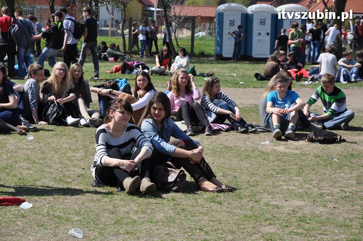Charytatywny Koncert dla Andżeliny z udziałem MEZO w ZS w Szubinie