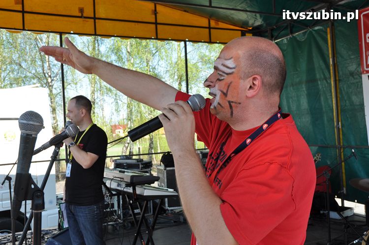 Charytatywny Koncert dla Andżeliny z udziałem MEZO w ZS w Szubinie
