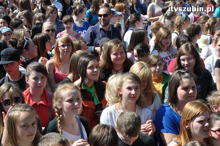 Charytatywny Koncert dla Andżeliny z udziałem MEZO w ZS w Szubinie