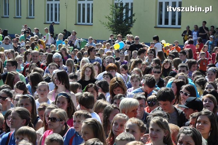 Charytatywny Koncert dla Andżeliny z udziałem MEZO w ZS w Szubinie
