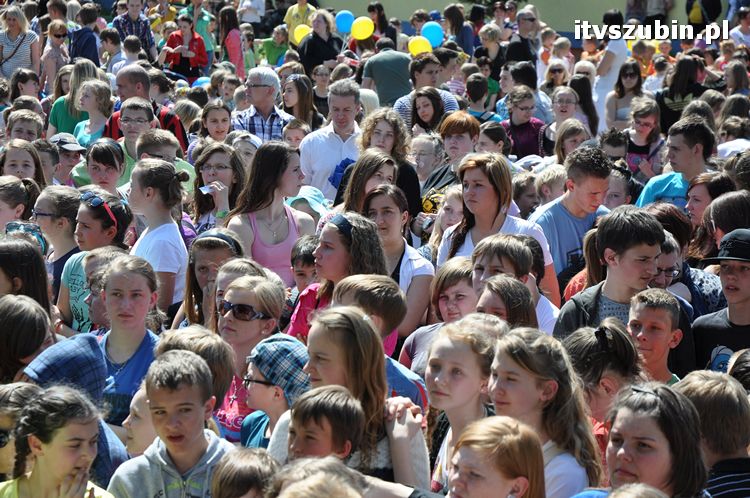 Charytatywny Koncert dla Andżeliny z udziałem MEZO w ZS w Szubinie