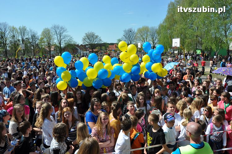 Charytatywny Koncert dla Andżeliny z udziałem MEZO w ZS w Szubinie