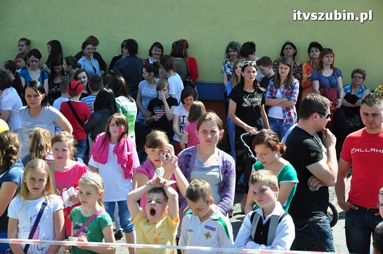 Charytatywny Koncert dla Andżeliny z udziałem MEZO w ZS w Szubinie