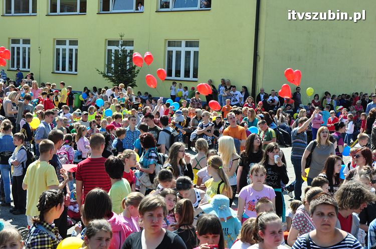 Charytatywny Koncert dla Andżeliny z udziałem MEZO w ZS w Szubinie
