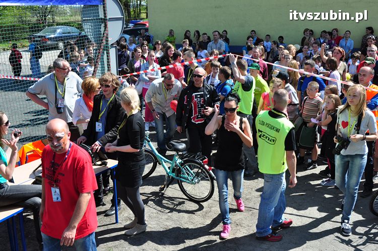 Charytatywny Koncert dla Andżeliny z udziałem MEZO w ZS w Szubinie