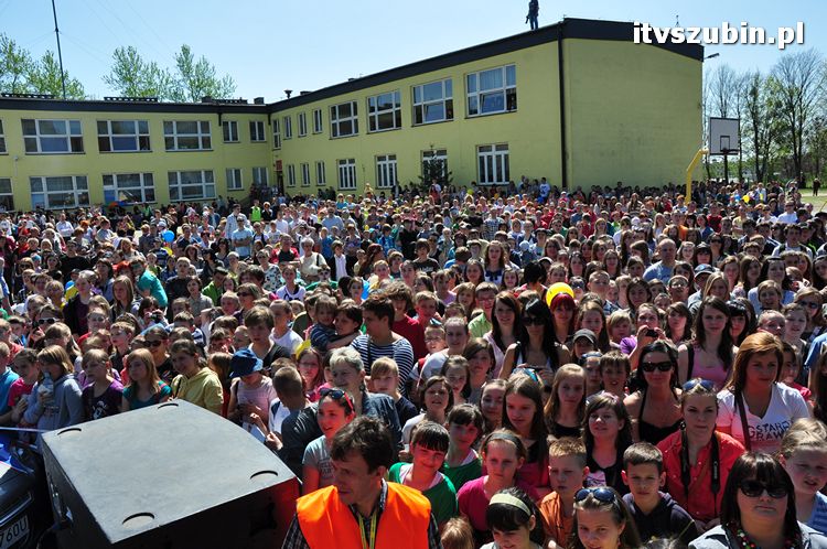 Charytatywny Koncert dla Andżeliny z udziałem MEZO w ZS w Szubinie