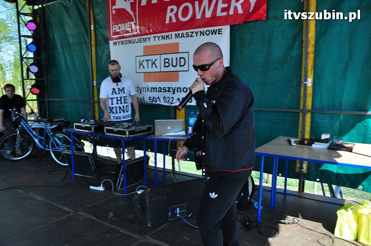 Charytatywny Koncert dla Andżeliny z udziałem MEZO w ZS w Szubinie