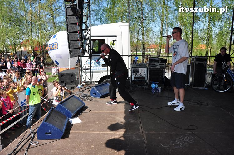 Charytatywny Koncert dla Andżeliny z udziałem MEZO w ZS w Szubinie