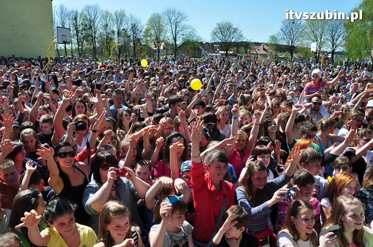 Charytatywny Koncert dla Andżeliny z udziałem MEZO w ZS w Szubinie