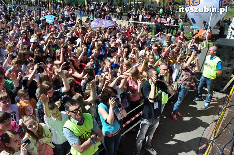 Charytatywny Koncert dla Andżeliny z udziałem MEZO w ZS w Szubinie