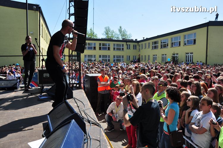Charytatywny Koncert dla Andżeliny z udziałem MEZO w ZS w Szubinie
