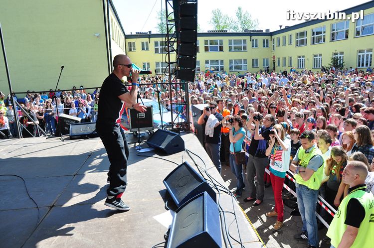 Charytatywny Koncert dla Andżeliny z udziałem MEZO w ZS w Szubinie