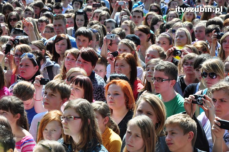 Charytatywny Koncert dla Andżeliny z udziałem MEZO w ZS w Szubinie