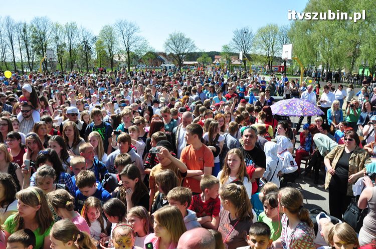 Charytatywny Koncert dla Andżeliny z udziałem MEZO w ZS w Szubinie