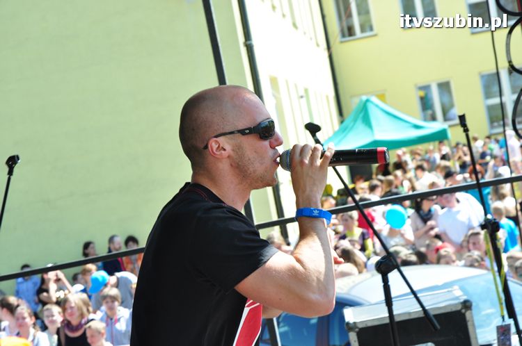 Charytatywny Koncert dla Andżeliny z udziałem MEZO w ZS w Szubinie