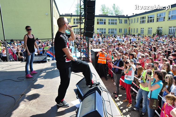 Charytatywny Koncert dla Andżeliny z udziałem MEZO w ZS w Szubinie