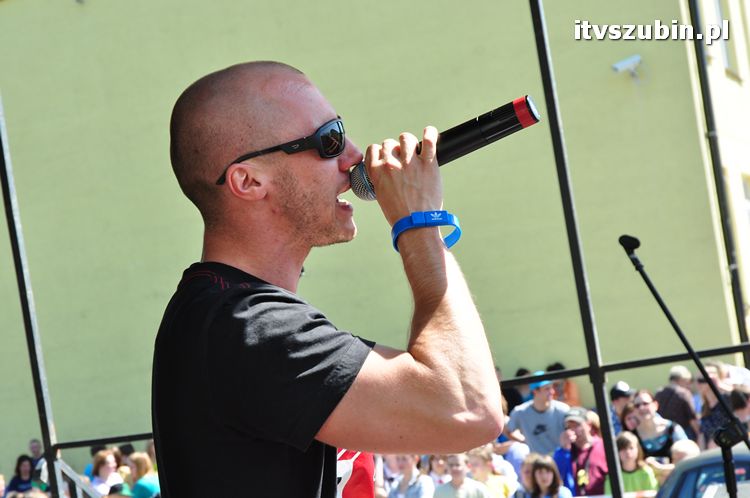 Charytatywny Koncert dla Andżeliny z udziałem MEZO w ZS w Szubinie
