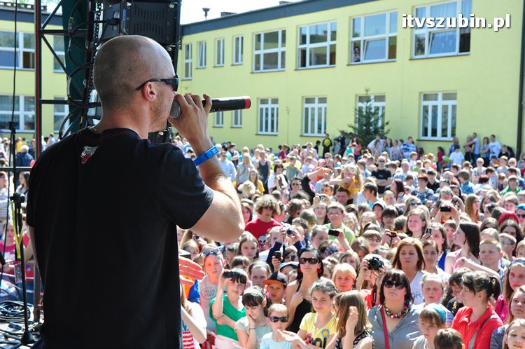 Charytatywny Koncert dla Andżeliny z udziałem MEZO w ZS w Szubinie