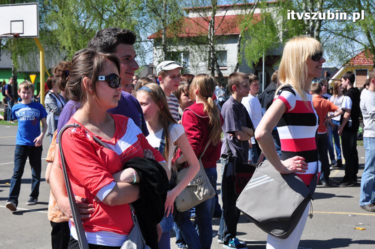 Charytatywny Koncert dla Andżeliny z udziałem MEZO w ZS w Szubinie
