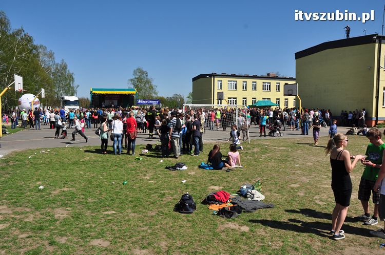 Charytatywny Koncert dla Andżeliny z udziałem MEZO w ZS w Szubinie