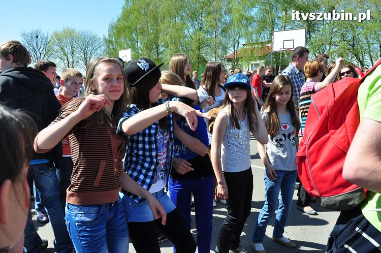 Charytatywny Koncert dla Andżeliny z udziałem MEZO w ZS w Szubinie