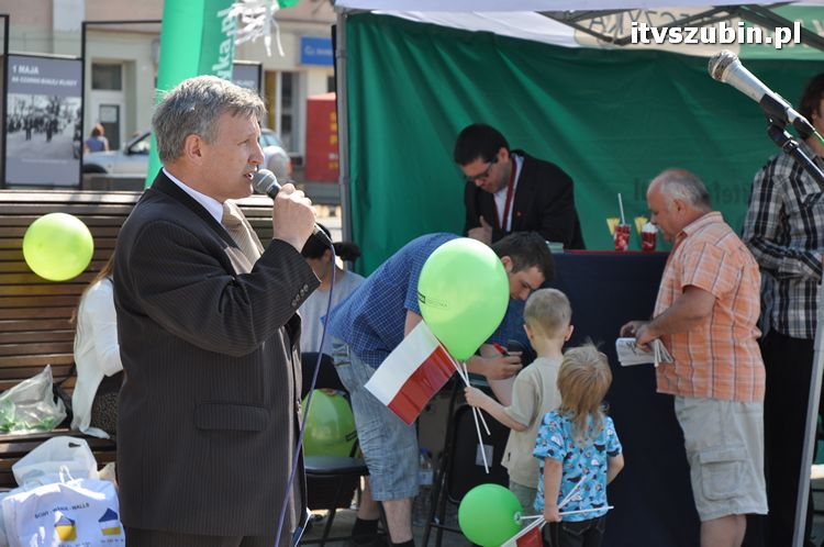 Szubińskie obchody Dnia Flagi Rzeczypospolitej Polskiej