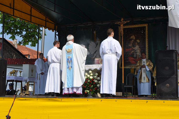 Msza Św. za Ojczyznę na szubińskim rynku