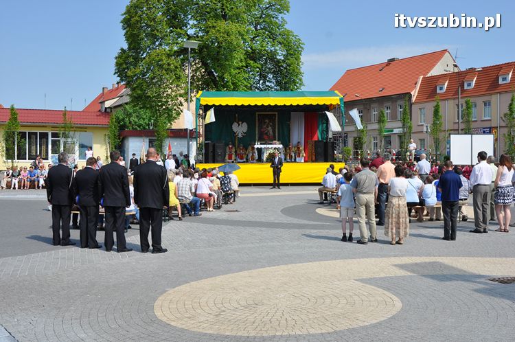 Msza Św. za Ojczyznę na szubińskim rynku