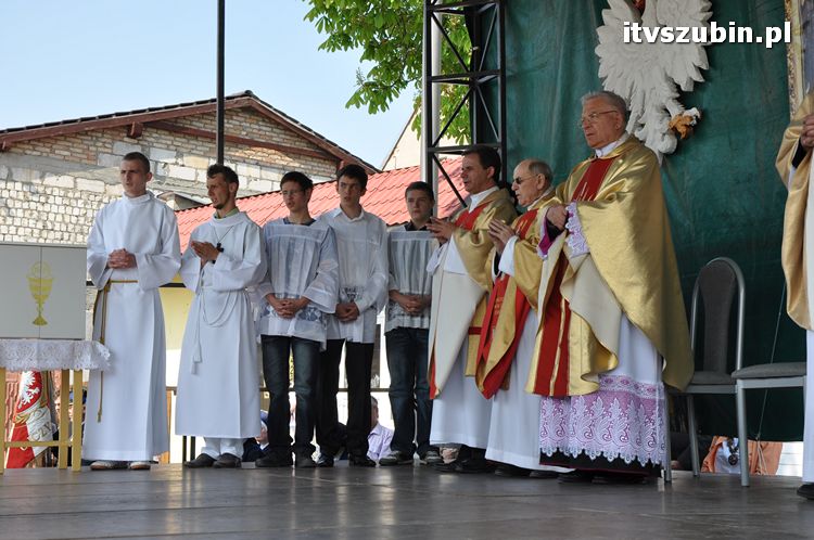 Msza Św. za Ojczyznę na szubińskim rynku