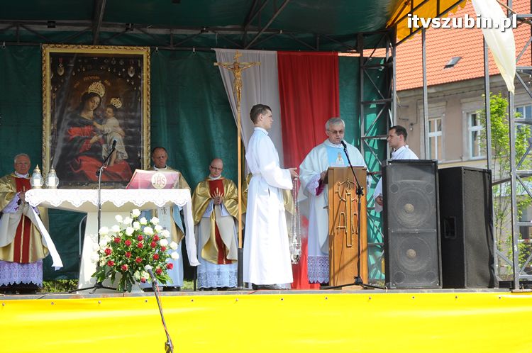 Msza Św. za Ojczyznę na szubińskim rynku