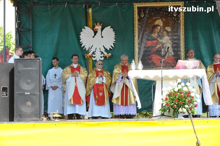 Msza Św. za Ojczyznę na szubińskim rynku