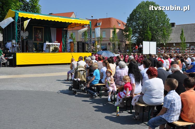 Msza Św. za Ojczyznę na szubińskim rynku