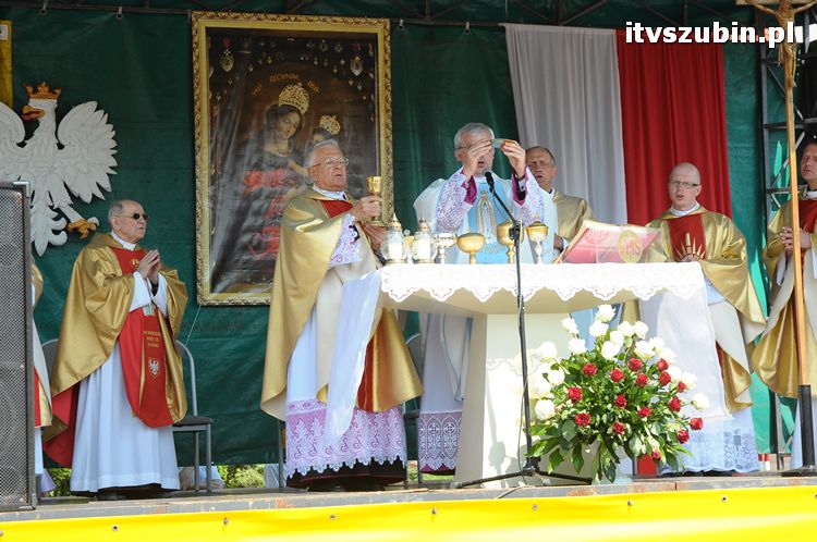 Msza Św. za Ojczyznę na szubińskim rynku