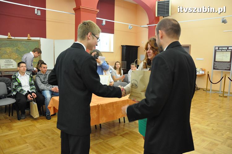 Konkurs wiedzy o miejscach pamięci narodowej na terenie gminy Szubin