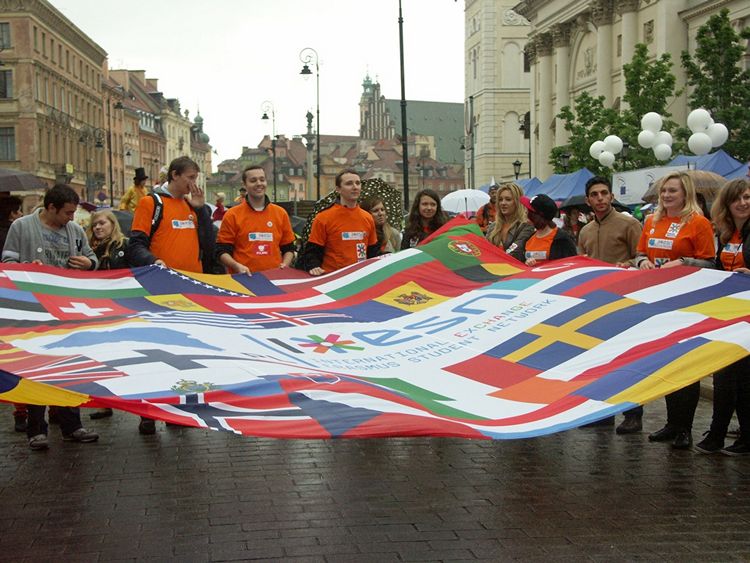 Młodzi szubinianie na czele Parady Schumana