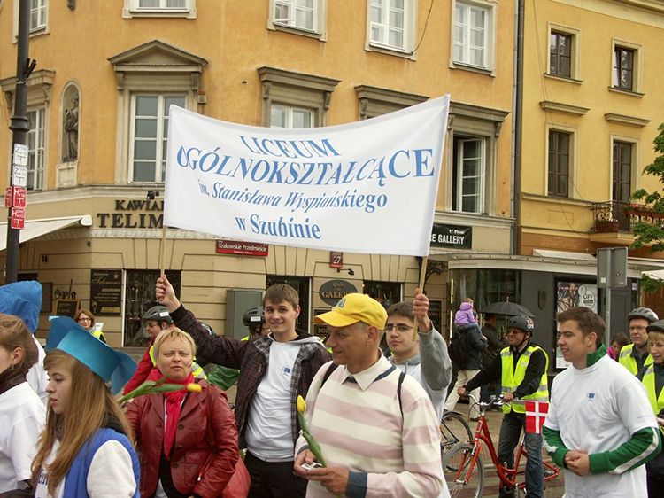 Młodzi szubinianie na czele Parady Schumana