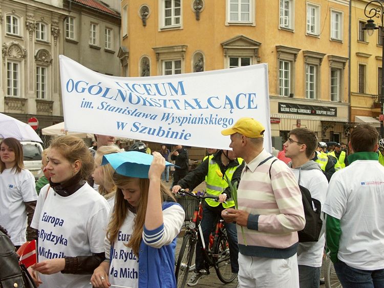 Młodzi szubinianie na czele Parady Schumana