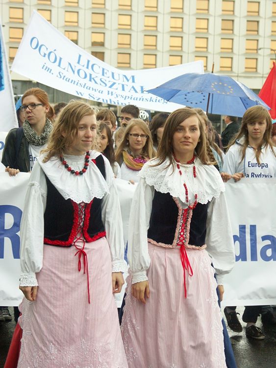 Młodzi szubinianie na czele Parady Schumana