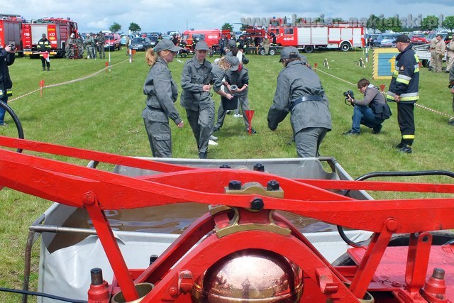 OSP Ciężkowo najlepsze z naszego powiatu na VII Krajeńsko-Pałuckich Zawodach Sikawek Strażackiech w Minikowie