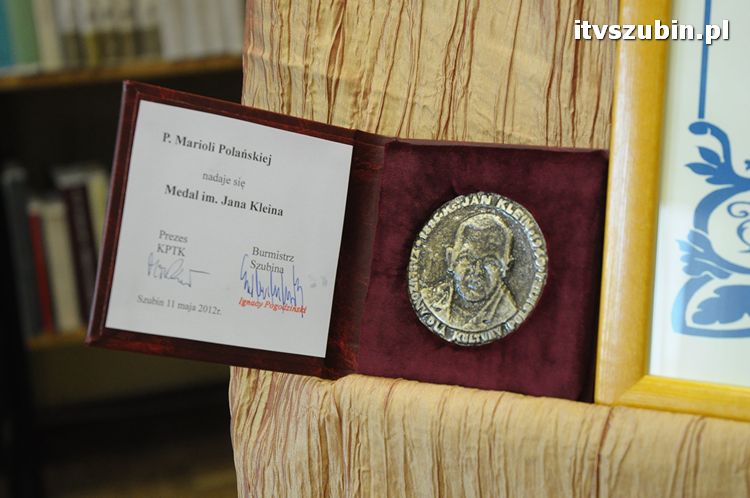 Medal im. ks. Jana Kleina dla Marioli Polańskiej