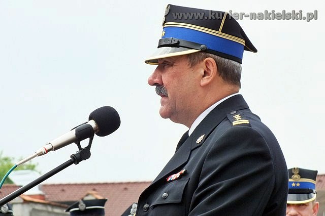 Uroczysty apel z okazji Dnia Strażaka i XX Lecia PSP