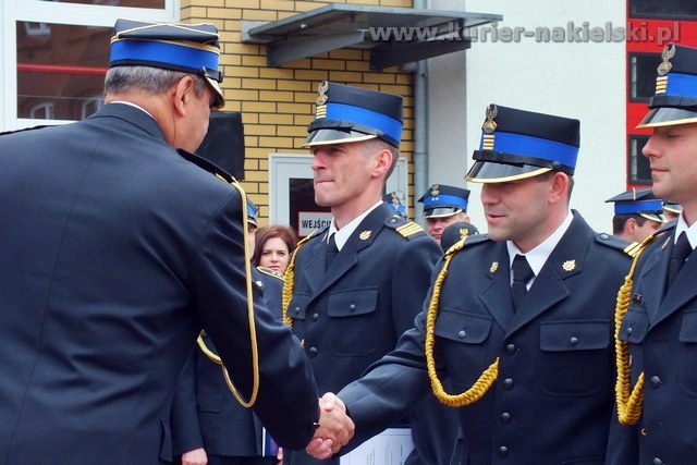 Uroczysty apel z okazji Dnia Strażaka i XX Lecia PSP