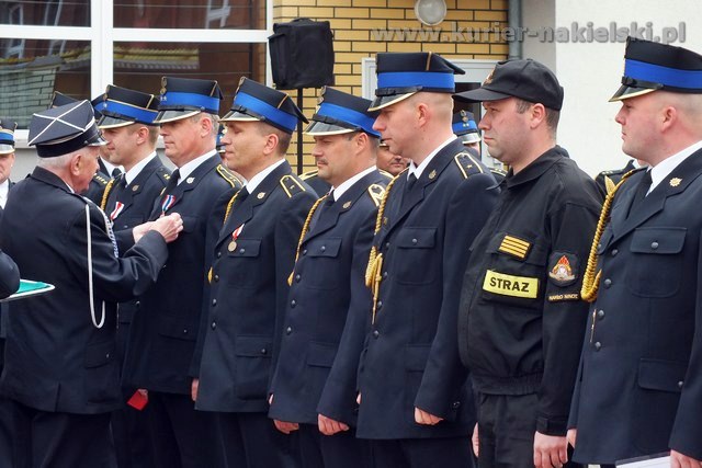Uroczysty apel z okazji Dnia Strażaka i XX Lecia PSP