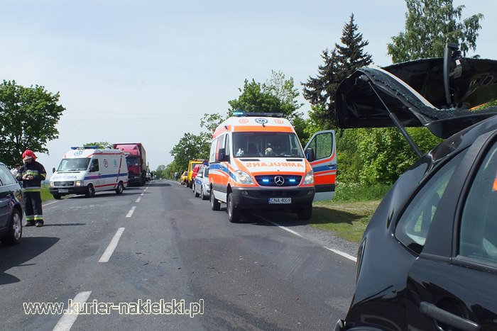 Kolizja z udziałem 5 samochodów w Trzeciewnicy