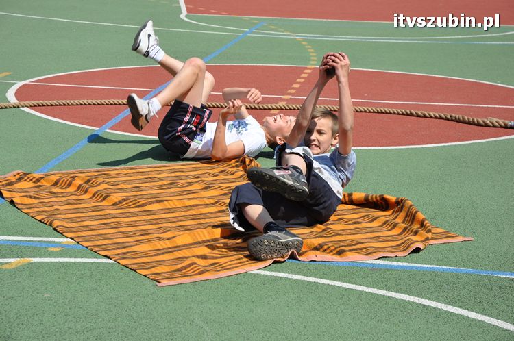 Festyn rodzinny w SP1 w Szubinie ?JEDYNKA TO RODZINKA?