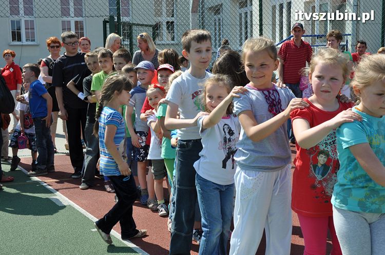 Festyn rodzinny w SP1 w Szubinie ?JEDYNKA TO RODZINKA?