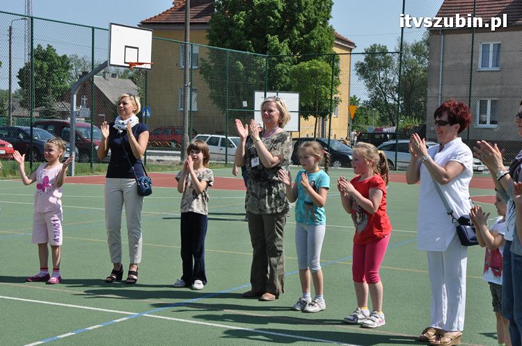 Festyn rodzinny w SP1 w Szubinie ?JEDYNKA TO RODZINKA?