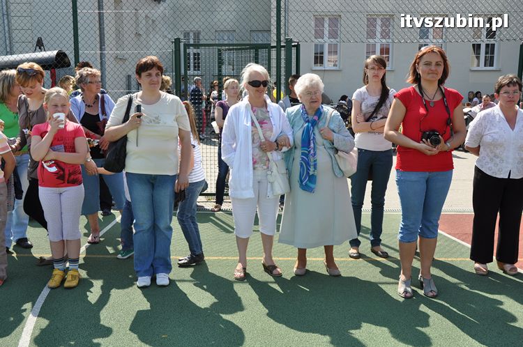 Festyn rodzinny w SP1 w Szubinie ?JEDYNKA TO RODZINKA?